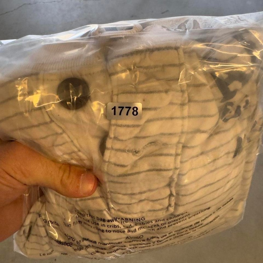 Vintage Aeropostale pinstripe long sleeve Henley shirt - Picture 6 of 6